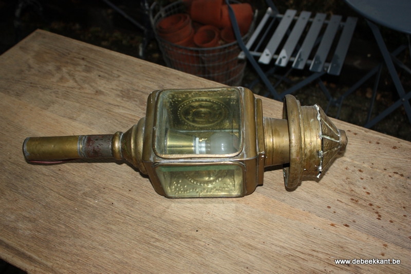 Antieke koetslamp